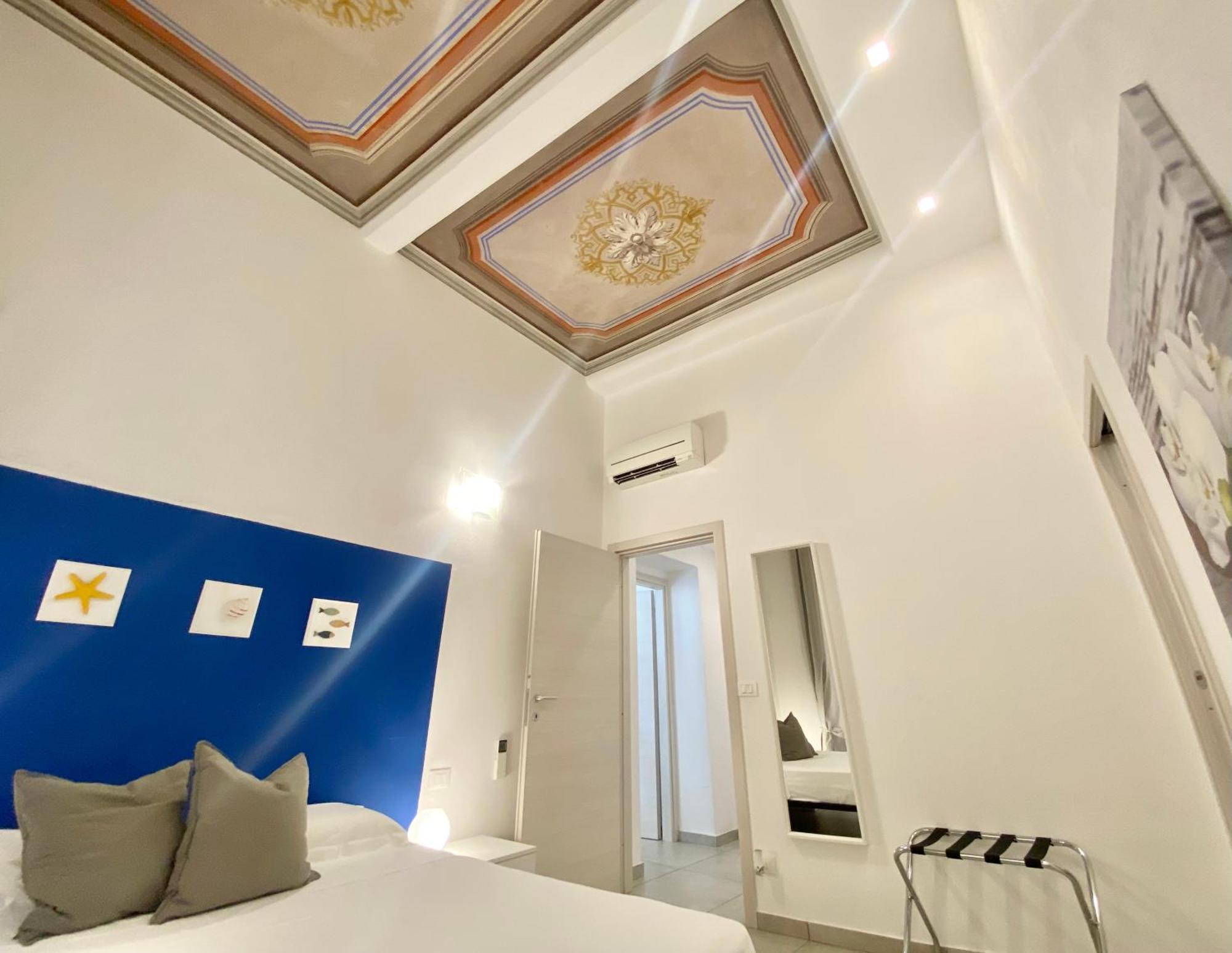 Alla Casa Rosa Al Mare, Central Seafront Stay With Free Private Garage, Air Conditionig, Wi-Fi, Ideal Choice For A Relaxing And Exciting Coastal Escape Rapallo Dış mekan fotoğraf