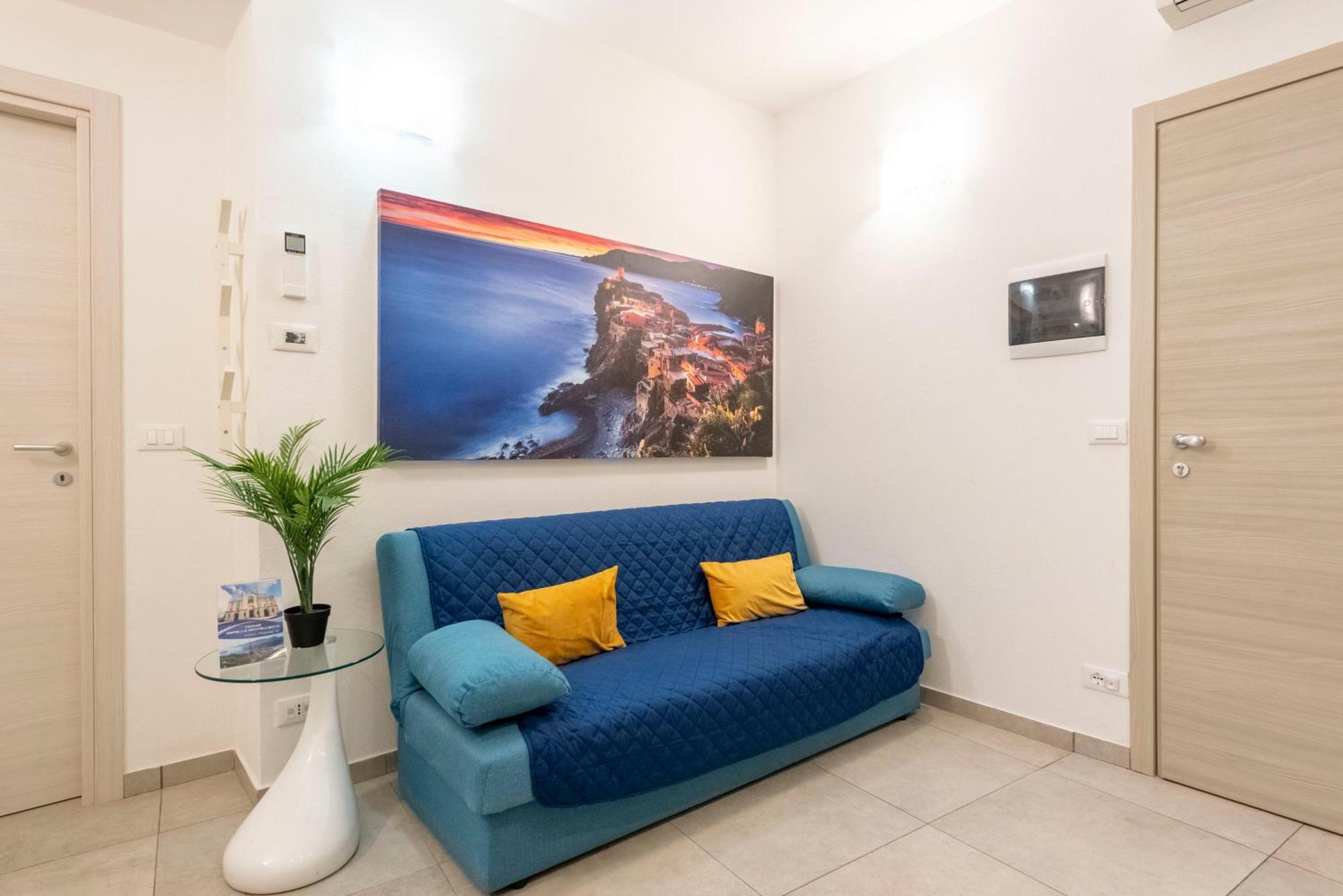 Alla Casa Rosa Al Mare, Central Seafront Stay With Free Private Garage, Air Conditionig, Wi-Fi, Ideal Choice For A Relaxing And Exciting Coastal Escape Rapallo Dış mekan fotoğraf